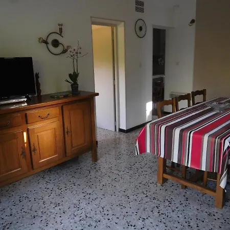 Classe Provence Luberon En Rdc - * Forcalquier